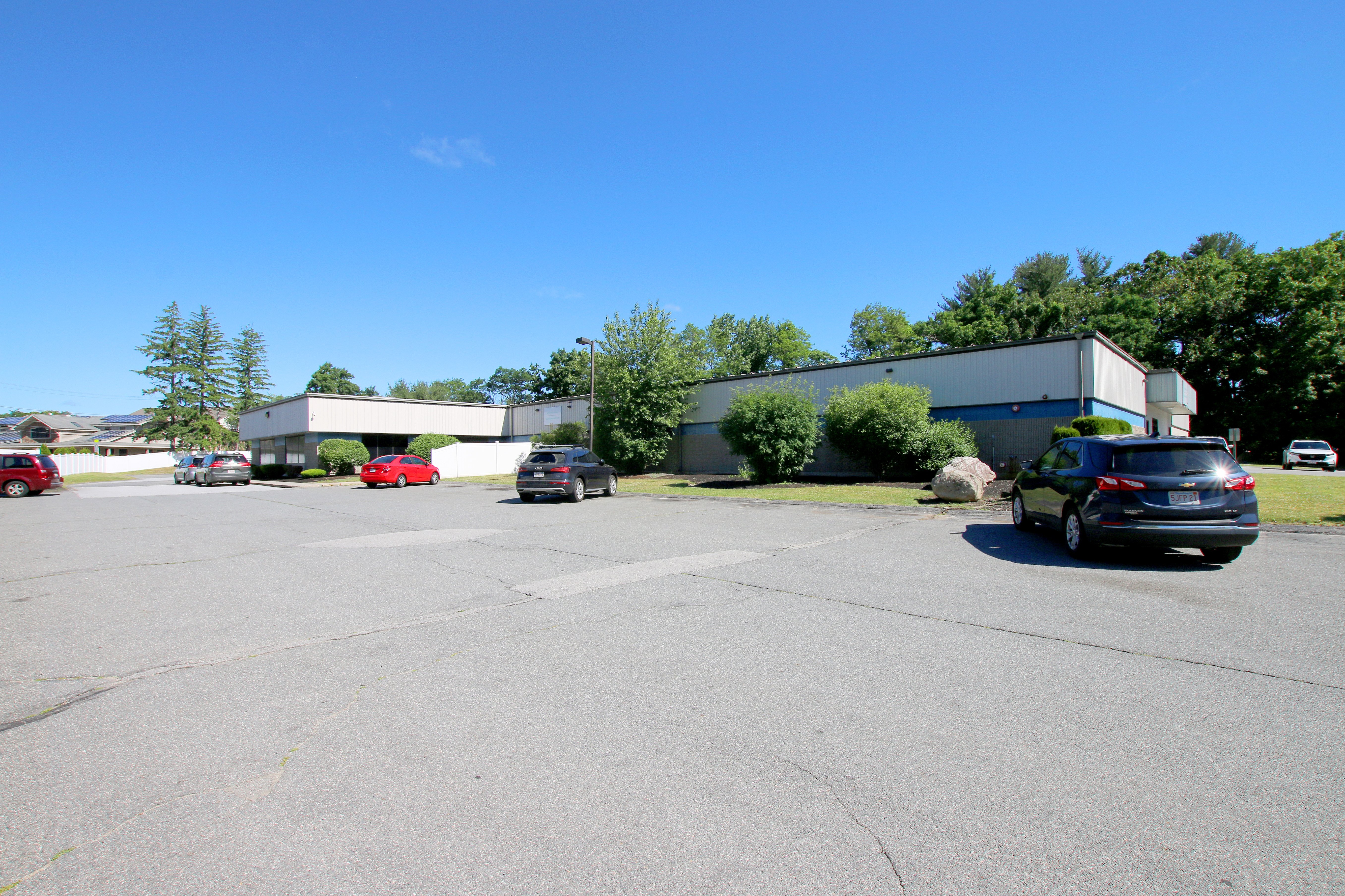 Hunneman Completes Over 21,000 SF of Leases in Lowell